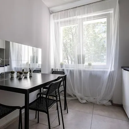 Close-golden - One Bedroom - Rynek Square&widok 아파트